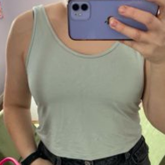 Halara Sprout Green U Neck Backless Twisted Casual Tank Top | NEW/NWOT!!💚 - Picture 10 of 11